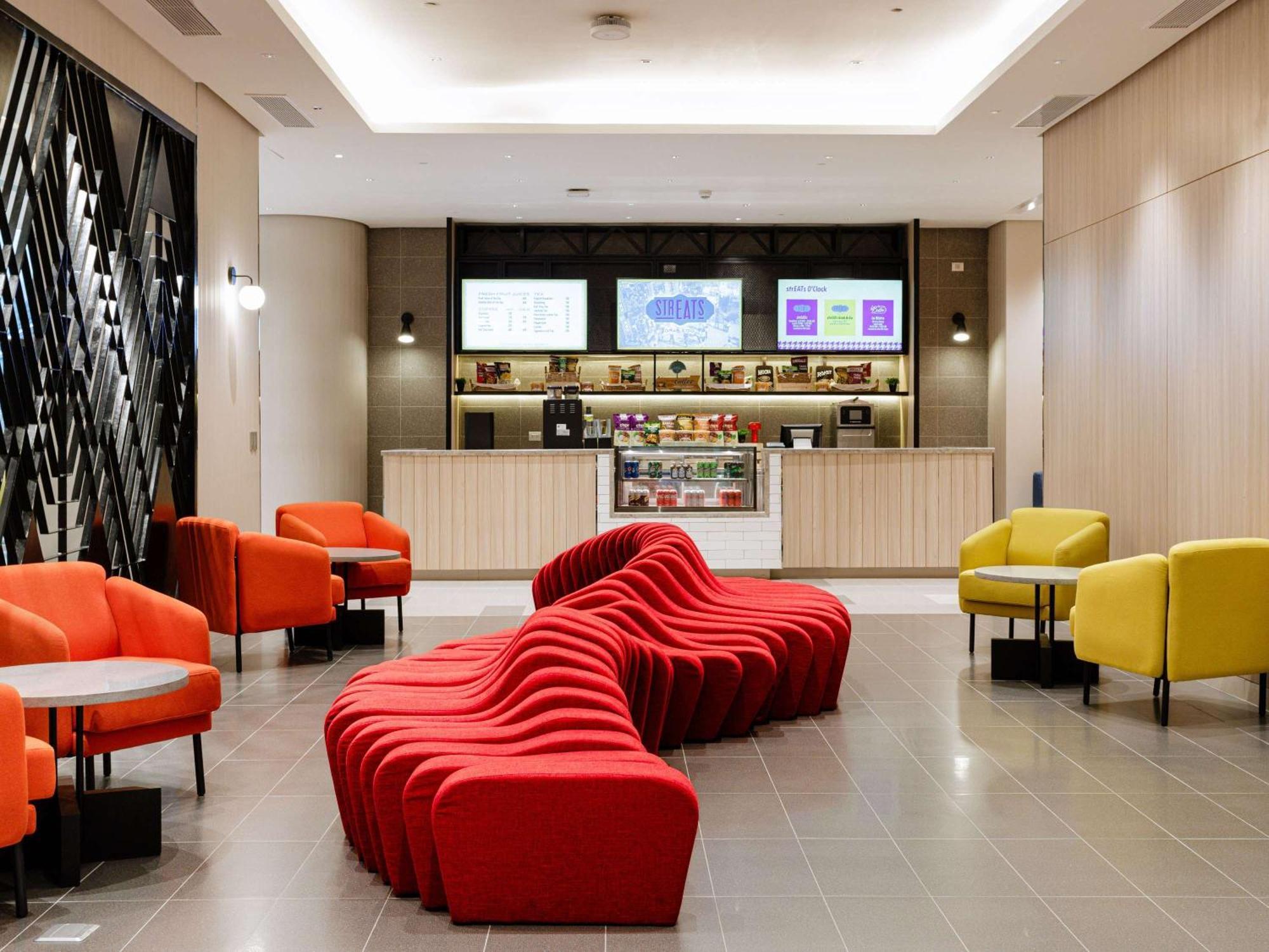 Ibis Styles Manila Araneta City 奎松市 外观 照片